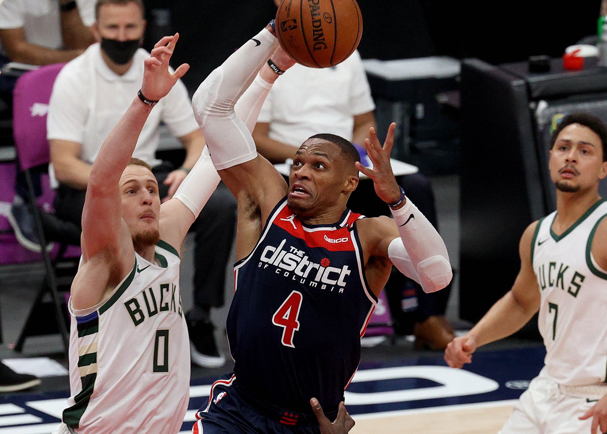 里程碑夜摩纳哥调整名单,NBA常规赛冲刺阶段刷纪录,赛场秩序良好,细节决定成败(2024摩纳哥排位赛) 里程碑夜摩纳哥调整名单,NBA常规赛冲刺阶段刷纪录,赛场秩序良好,细节决定成败(2024摩纳哥排位赛)